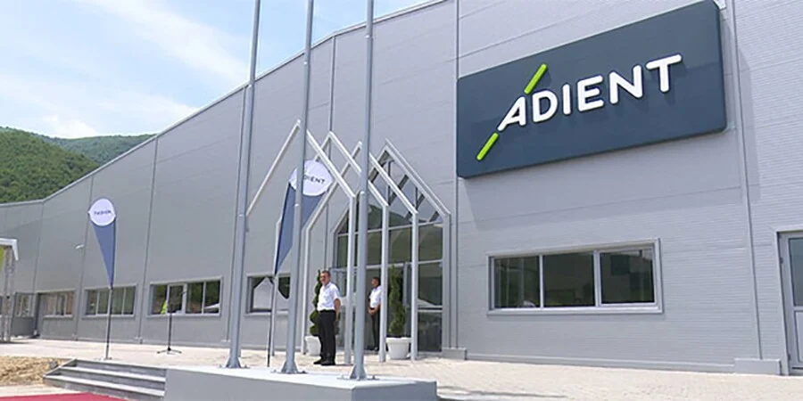 Adient Kénitra recrutement HR Specialist Payroll Assistant